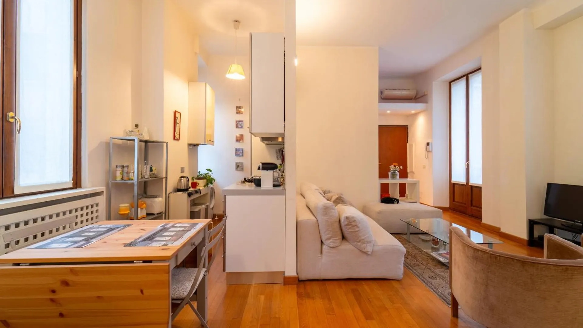 Isola Cozy Apartment By Wonderful Italy Milano Italia